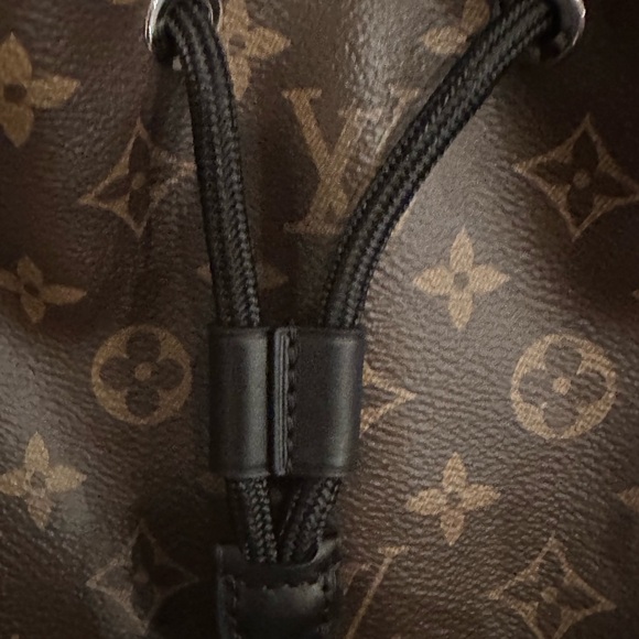 LV Christoper MM (Monogram Macassar) Bookbag - Picture 6 of 9